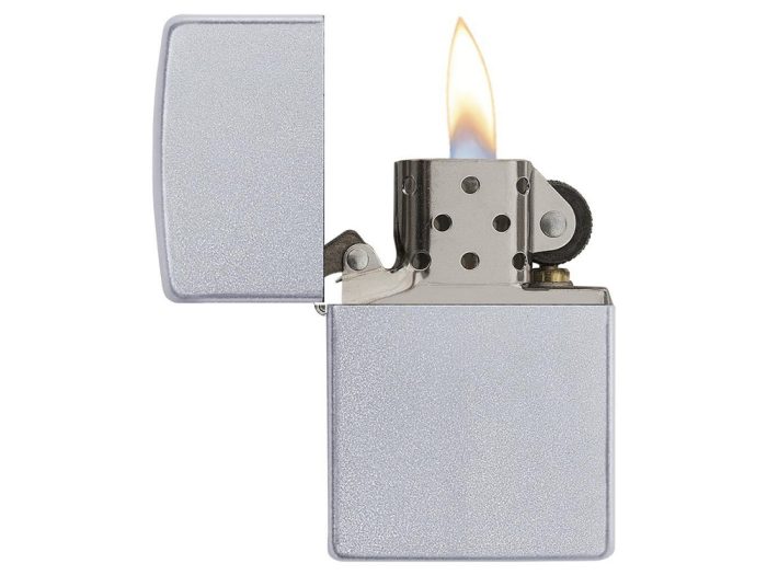 Зажигалка ZIPPO Classic с покрытием Satin Chrome™ — изображение 4